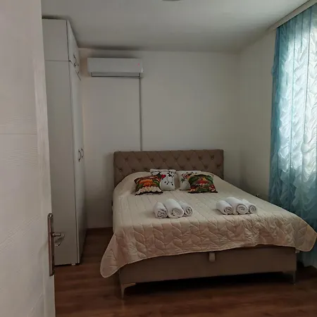 公寓 Apartman-stan 雅戈丁那