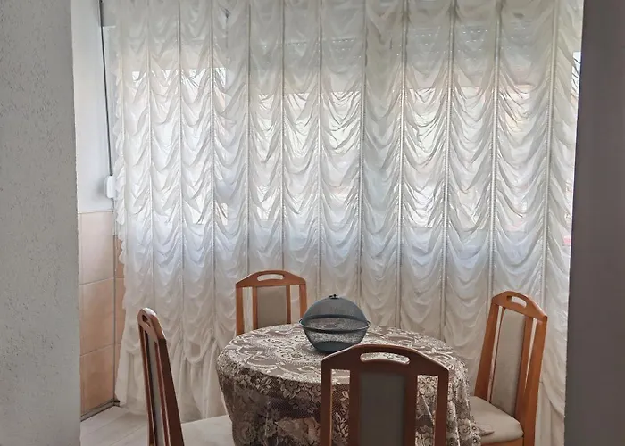 Apartman-stan Διαμέρισμα *